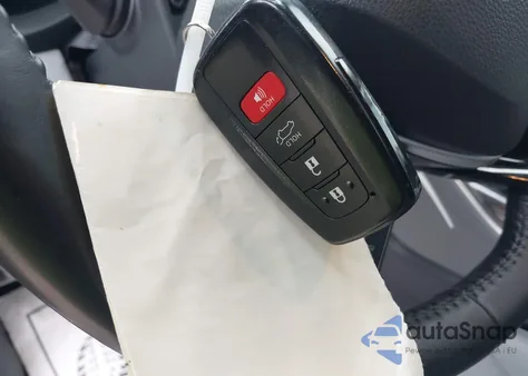 2023 Toyota Highlander Platinum z USA, uszkodzony, nr VIN 5TDKDRAH3PS505981